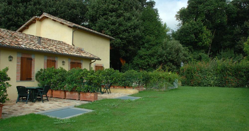 Montecorneo Country House Ponte San Giovanni Eksteriør billede